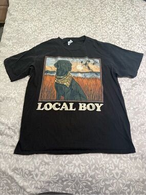 Hanes Black Tee with Dog Graphic and Earthtone Scene